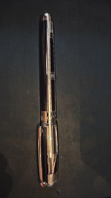 lil solid 2 plus: S.T.DUPONT qelemi,el ishidi,paladiy ve qizildan düzelib. Qiymeti 1900 — 1