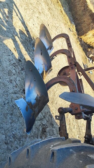 maşın üçün qoşqu: Salam kotan satilir 12likdi 1400 deyrem reyal aliciynan razilasaram — 3