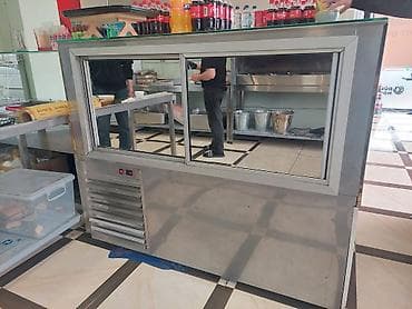 Vitrin soyuducu 899₼ satılır.Tam işləkdir.Ölçüsü 160*80.Ünvan — 3