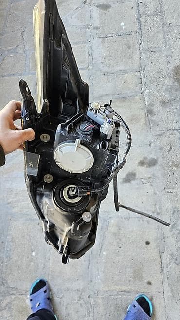 Мототранспорт: Комплект, Ближний, дальний свет, Toyota, 2014 г., Оригинал, Япония, Б/у — 9