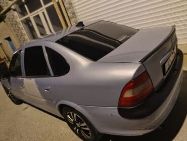 opel zafira 2000: Opel Vectra: 1.8 l | 1997 il Sedan — 6