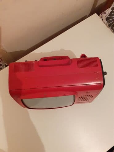 qızıl onluq qiyməti: Retro kiçik ölçülü televizor. İşləkdir. Sadəcə ekran birdən tam — 15