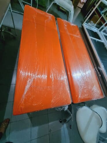 taxta yelləncək oturacaqlar: Kuşetka Kosmetoloji Estetik Kosmetoloji tibbi tapcan. Tam keyfiyyətli — 5