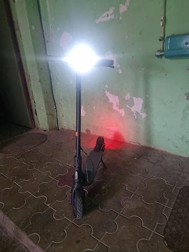 skute: İşlənmiş Elektrik samokat 8", 351 - 500 Vt, 26 - 35 km/s, Ünvandan götürmə, Ödənişli çatdırılma — 3