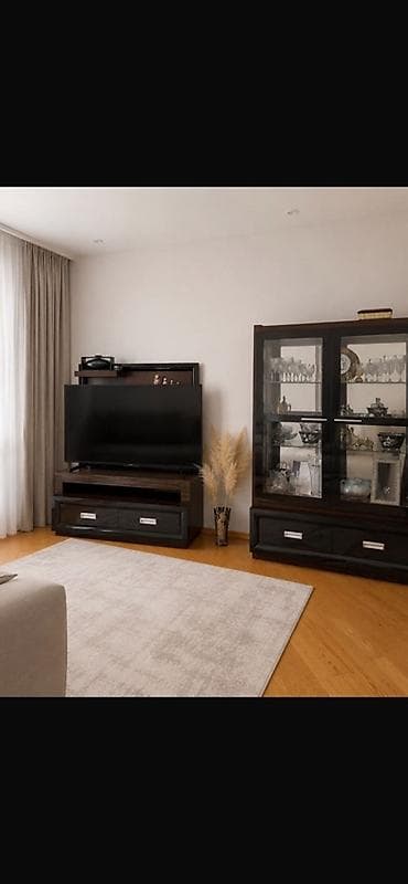 TV altlığı: Türkiyə istehsalı qonaq otağı mebel dəsti - TV altlığı və vitrin — 1