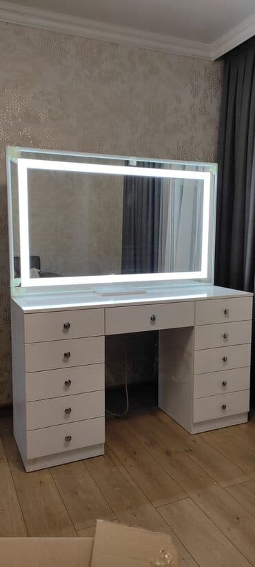 Digər salon, tibbi mebel: Yeni, Makiyaj üçün masa, Güzgülü — 9