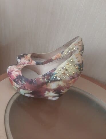 qadin pencekleri: Tuflilər, Aldo, Ölçü: 38, rəng - Yasəmən, İşlənmiş — 3