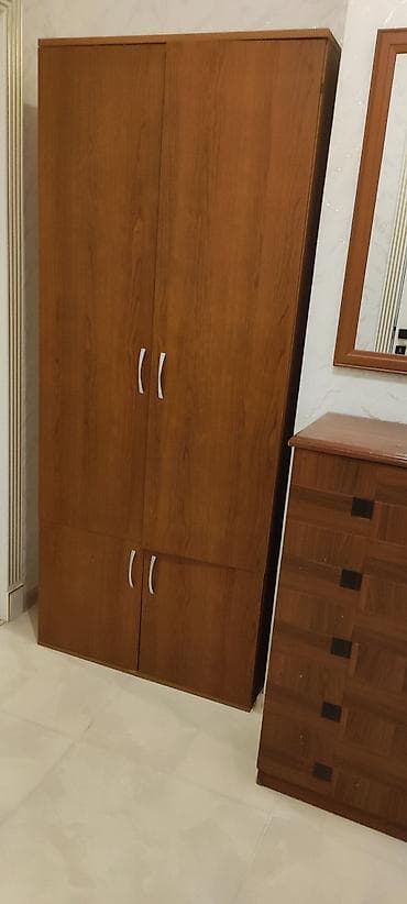 Kirayə mənzillər: Kirayə ev Əhmədli.Afrodita şadliq sarayının yani yeni tikili bina 6 — 10