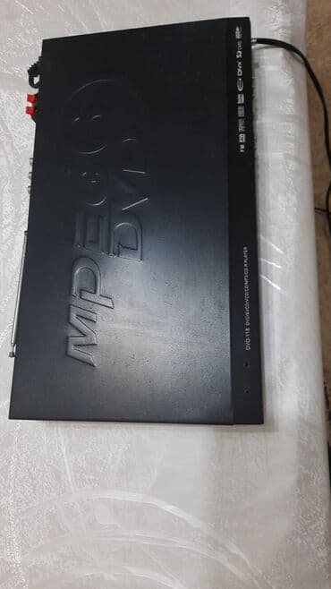 dvd player: DVD-118 MPEG/DVD pleyer Xüsusiyyətlər: - Disk formatları: DVD, VCD — 1