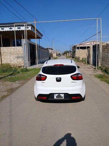 дом на колесах turbo az: Kia Rio: 1.2 л | 2012 г. Хэтчбэк — 6