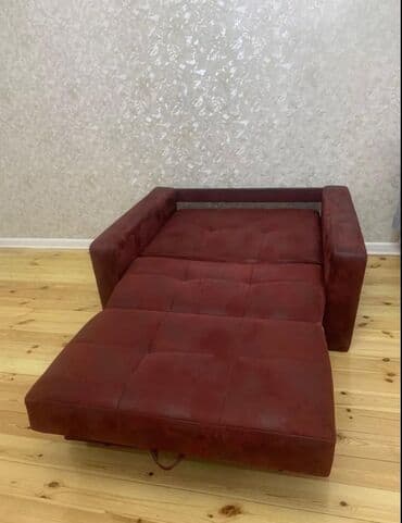 paletlərdən ibarət divan: Di̇van-kravat, İşlənmiş, Açılan, Bazalı, Nabuk, Çatdırılma yoxdur — 2