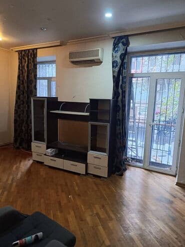 elmler akademiyasi kiraye evler: Nəsimi rayonu,28 MAY metrosu,Milli bankin yaninda,3 otaqlı,orta — 1