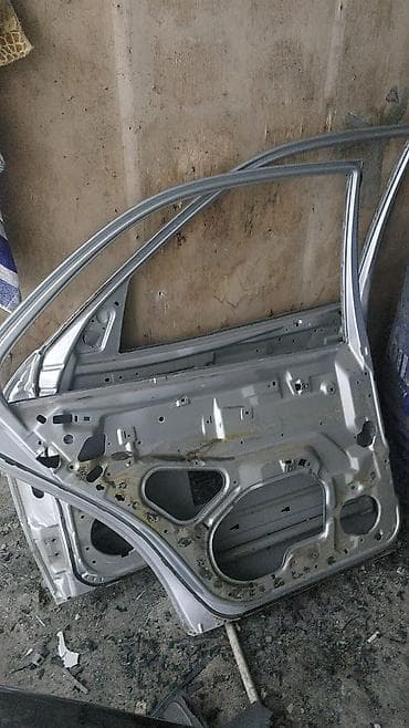 mercedes e240 kompressor: W210 qapilarudu bezkrasqadi satiram 1 denesi 70 manat endirim edecem — 3