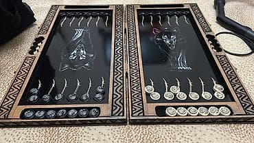 Taxta nərd dəsti – əl işı - Material: Qoz ağacından hazırlanıb -