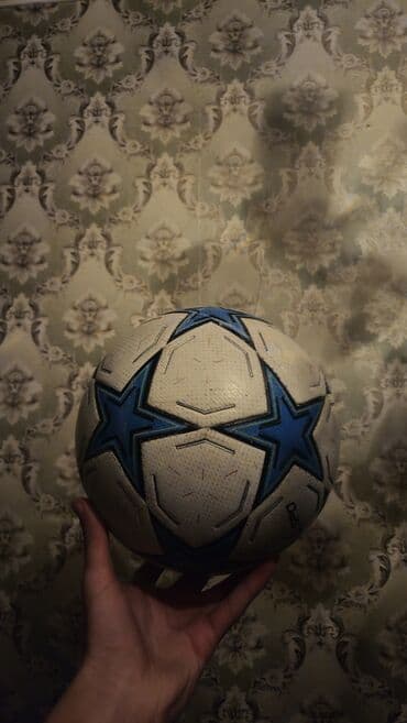 Futbol topu Orginal Asport Marka - Rəng: ağ fon üzərində mavi və qara