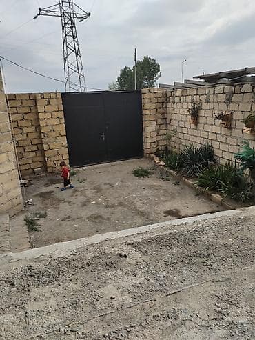 ivanovkada ev satilir: 3 otaqlı, 100 kv. m, Orta təmir — 5