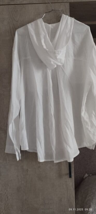 ağ qadın köynəyi: Qadın köynək/ temudan vurulub bedən olcusu uygun gəlmədjyi ucun — 1