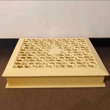 1 dollar qiyməti: Antik mucru qutu materiali plastik sovet dovrune aid — 2