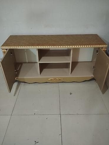 televizor alti dizayn alcipan: Yeni, Düz TV altlığı, Polkalı, Laminat — 3