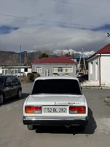 lada maşını: VAZ (LADA) 2107: 1.6 l | 2008 il 93000 km Sedan — 4