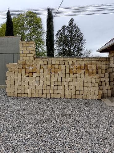 1 gunluk kiraye evler: Bərdə şəhər sənaye küçəsi tam yol kənarında. 6.5 sotda yerdən — 7