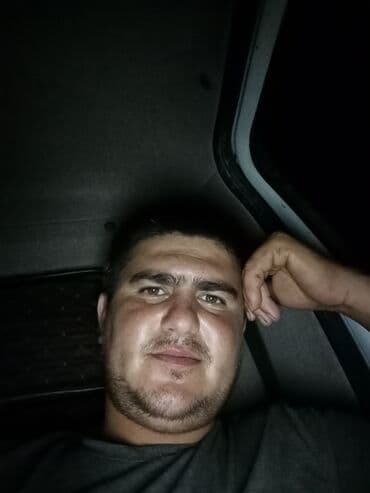 qapi ustu asmalar: Foto-portret xidməti - Tək şəxs portreti: baş və çiyin kadrları - — 1