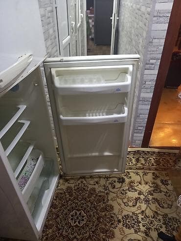 printer satilir: BEKO iki qapılı soyuducu - Rəng: ağ - Üst kamera: dondurucu, metal — 8