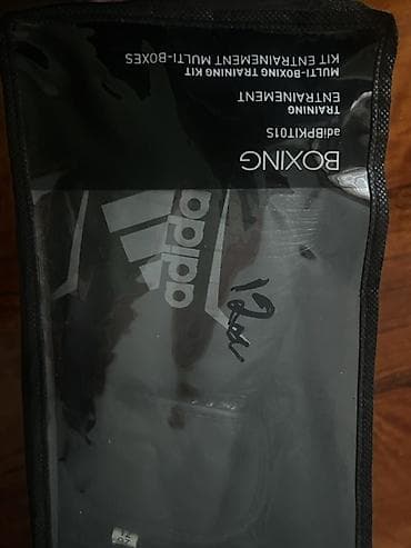 Adidas boks əlcəkləri – Multi Training Kit - Rəng: qara - Material