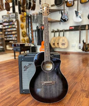 gitara sekilleri: Marka: Washbrun Üzərində hədiyyə olaraq çexol, kabel və mizrab — 1