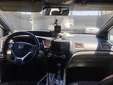 byd qin plus: Honda Civic: 1.6 l | 2013 il Sedan — 7