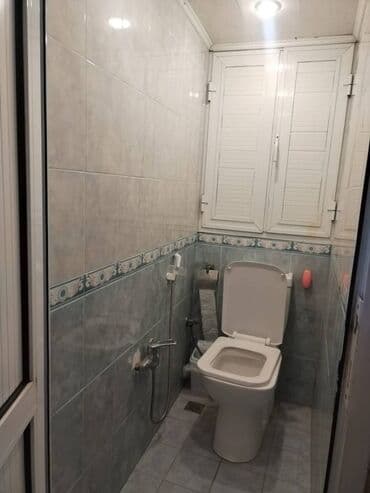 lənd kuruzer ucun led işıq lupası hardan tapmaq olar: Bakı, 3 otaqlı, Köhnə tikili, m. Həzi Aslanov, 80 kv. m — 16