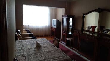 bag evleri is elanlari: Binəqədi rayonu,Mir Cəlal küçəsində,9 mertebe lelinqrad proyekti 3/9 — 3