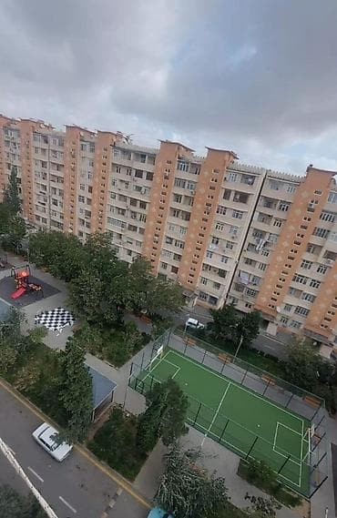 10taqlı mənzil – çoxmərtəbəli yaşayış kompleksində - Plan: geniş