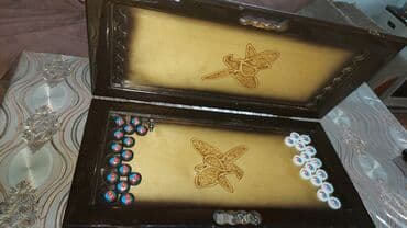 Nərd,iki ədəddir,biri 50manat. 10gündü alınıb,təzədir.Maraqlanıb,almaq