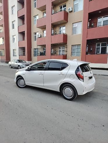 paneler: Toyota Aqua: 1.5 l | Hetçbek — 4
