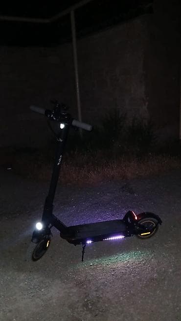 mopedlər elekdirikli: Elektrikli skuter – Toga T03P Xüsusiyyətlər: - Güclü ön LED fənər və — 3