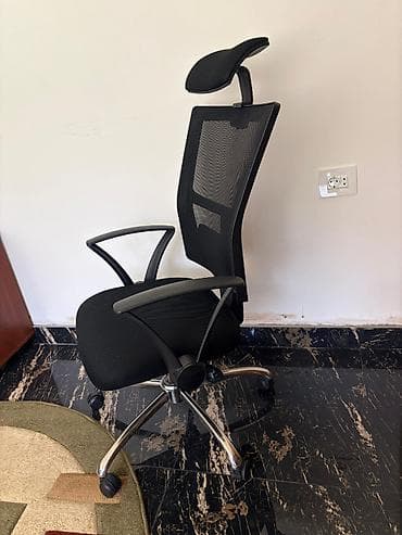 komputer setup: Premium sinif ofis kreslosu satılır. Kreslo rahat və erqonomik — 2