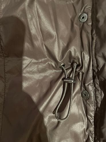 Куртка .размер S ; капюшон снимается; Benetton талия регулируется — 3