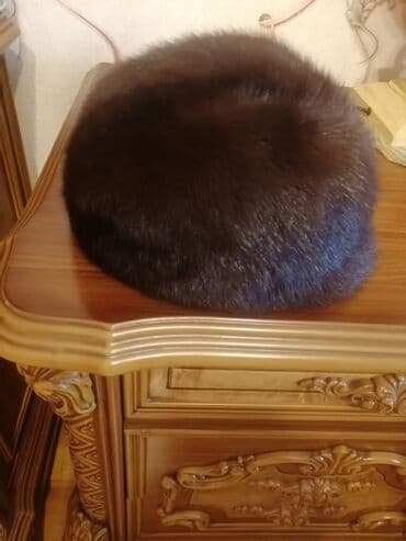 женские шапки из кролика: Qəhvəyi rəngdə xəz papaq(norka). 2dəfə istifadə olunub olcu uygun — 2