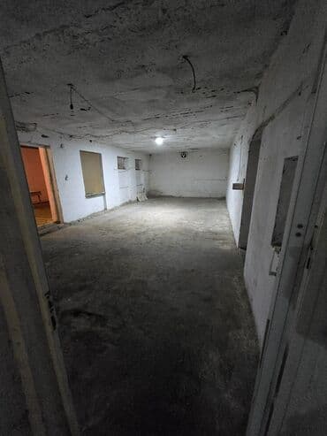 kiraye oteller bakida: Obyekt – bir neçə geniş otaqdan ibarət sahə. Xüsusiyyətlər: - Geniş — 8