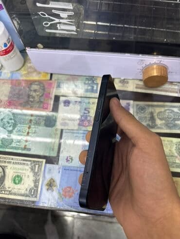 ikinci el apple 13: IPhone 13, 128 ГБ, Черный, Face ID — 4