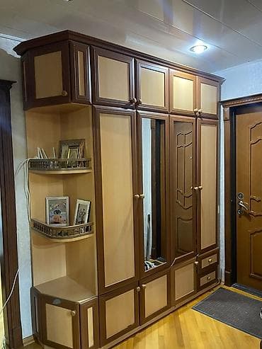 3 qapılı, Güzgülü, Qəhvəyi, Digər material, Açılan, Künc dolab