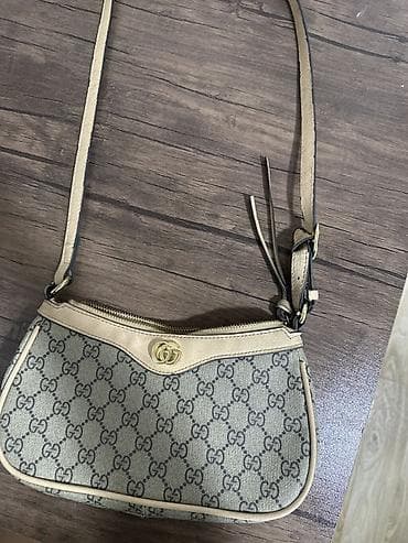 balaca canta: Çiyin çantası, Gucci — 1