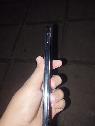 processor core i7: Məhsul: Smartfon (metal çərçivəli korpus) Təsvir: - Kənarları düz — 4