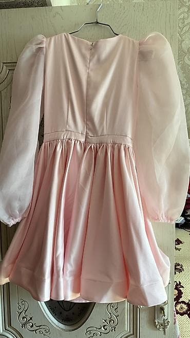 ağ donlar instagram: Pudra-çəhrayı rəngdə zərif qısa don. - Modell: fit-and-flare (yuxarı — 2