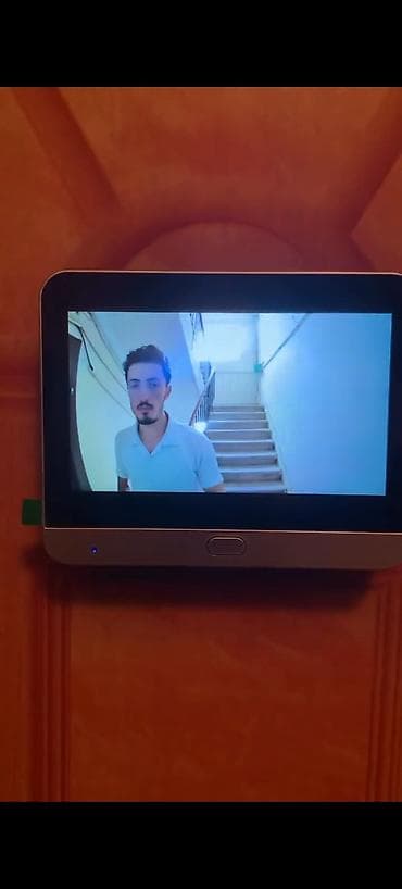 ekran iphone: Ağıllı video-domofon və qapı zəngi sistemi.Kamera tekfonda qoşmaq olur — 2