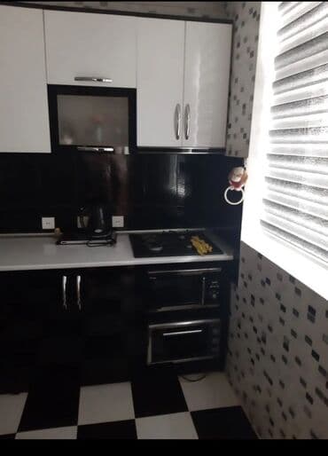 lalafo долгосрочная аренда квартир: Satılır/icarəyə təqdim olunur: geniş və işıqlı mənzil Plan: - Geniş — 18