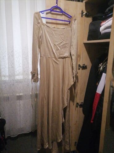 atlas köynəklər: Ziyafət donu, Maksi, M — 1