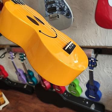 Ukulele, Yeni lalafo.az -da Ukulele, Yeni