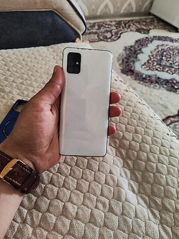 galaxy s26: Samsung Galaxy A51 — 2